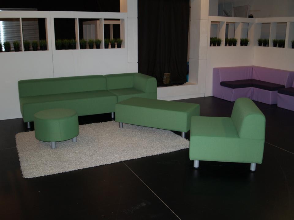 Flexo sofa in verschiedenen Varianten