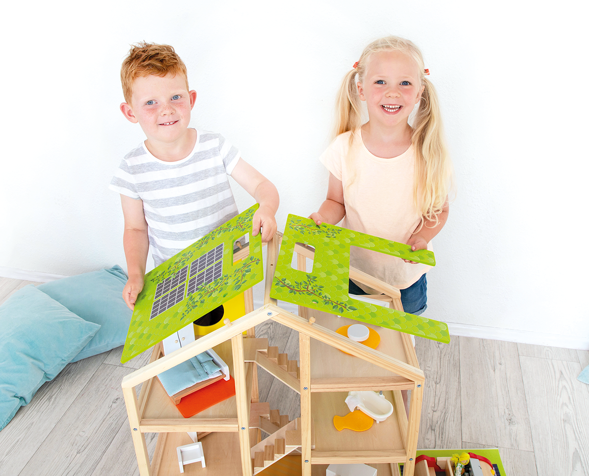 Puppenhaus XXL von Beleduc - Holzspielzeug mit 44 Teilen. KiTa-Spielewelt