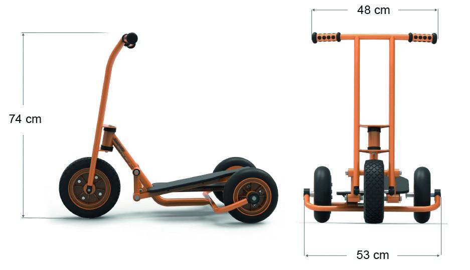 Toptrike Step'n Roll klein: Dreirad von der Seite und von vorne. KiTa-Spielewelt