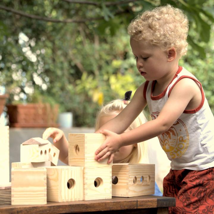 MATZBOX Kreativbaukasten: Attraktiv auch für mehrere Kinder zum gemeinsamen Bauen. KiTa-Spielewelt