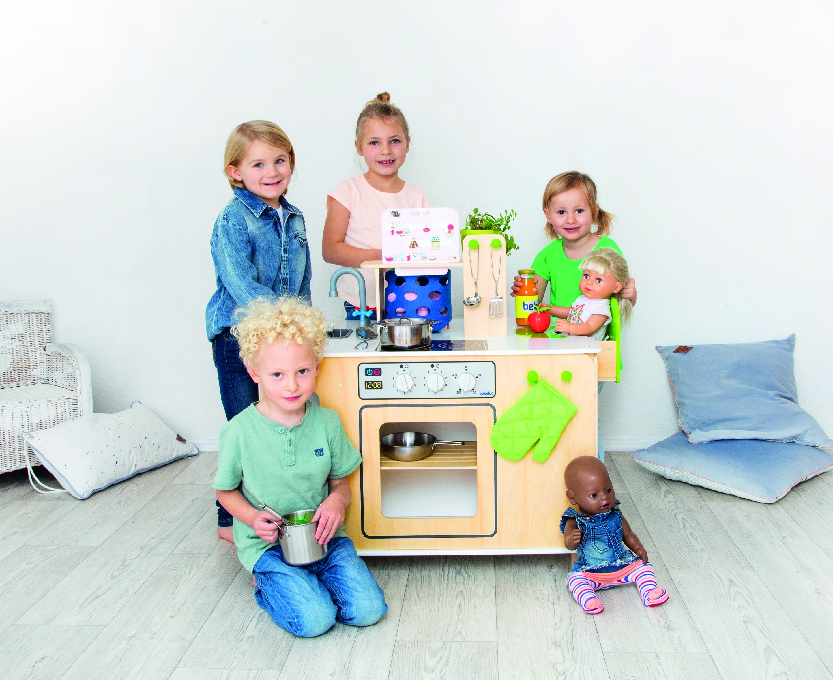 Mobiles Haushaltscenter 4 in 1, Kinderküche auch für mehrere Kinder - KiTa-Spielewelt
